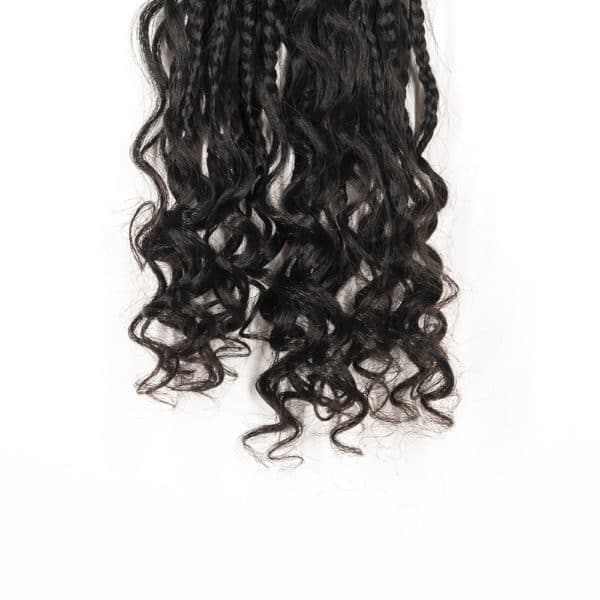 Close up hair tips of river box braids in 14 inches with black hair color